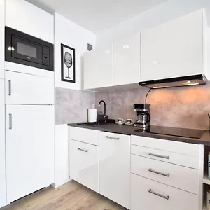 apartament-casa-bianca.kolobrzeghotels.com/