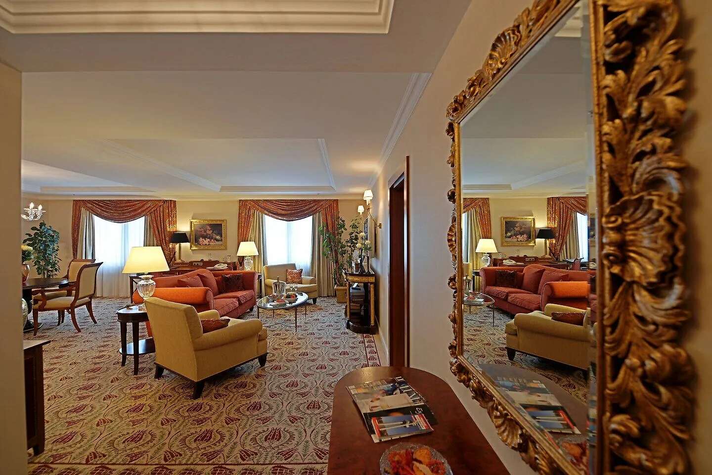 Prague Marriott Hotel 5*,